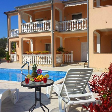 Haus Delphin Διαμέρισμα Πόρετς Εξωτερικό φωτογραφία