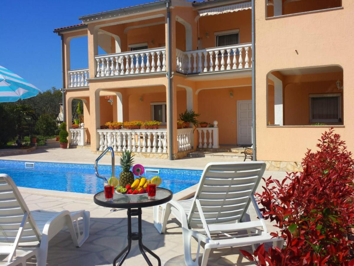 Haus Delphin Διαμέρισμα Πόρετς Εξωτερικό φωτογραφία