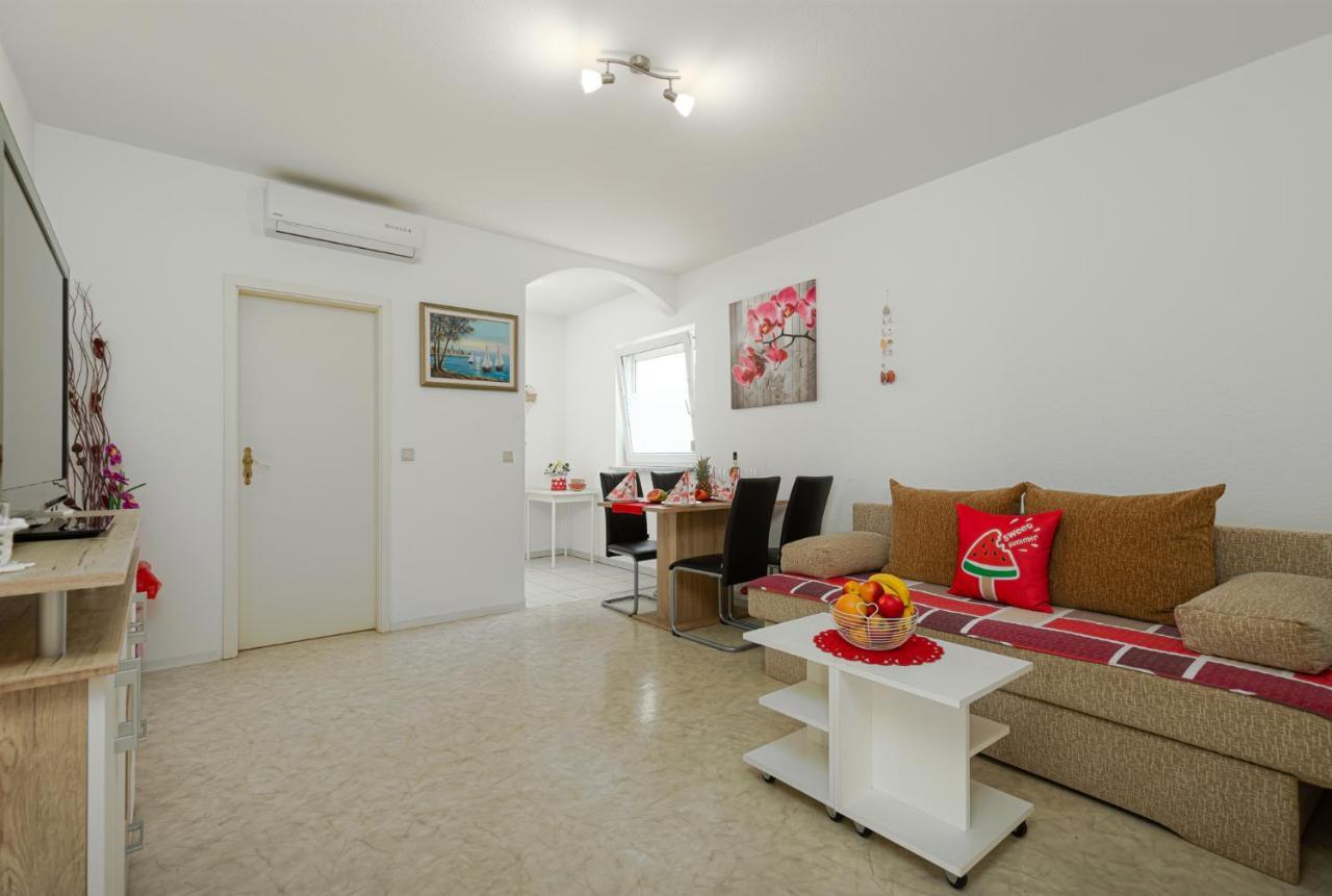 Haus Delphin Διαμέρισμα Πόρετς Εξωτερικό φωτογραφία